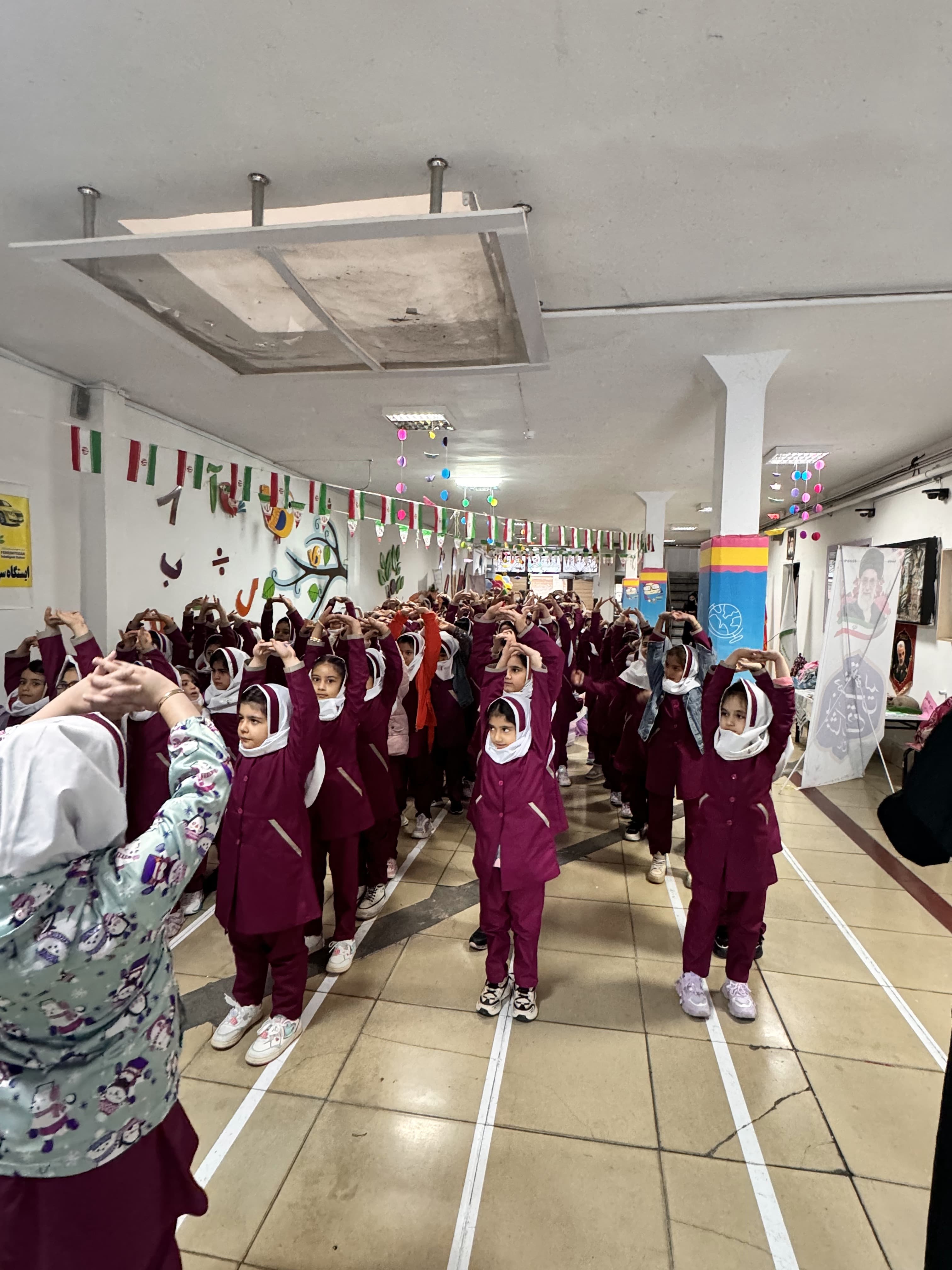 دبستان غیردولتی دخترانه فرشتگان خوی